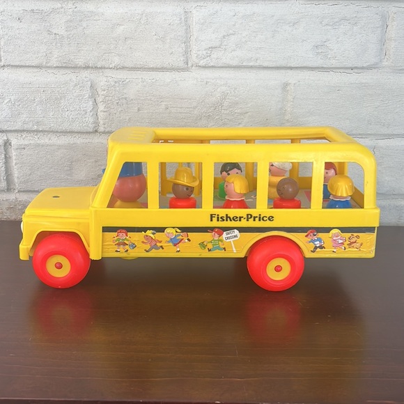 Vintage Fisher Price 192 School Bus “1965-1984” 7  little people - Picture 3 of 10